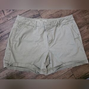 a.n.a Olive Green Mid-Rise Shorts, 5" Inseam, Size 12‎